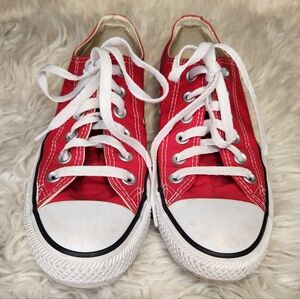 Red Converse